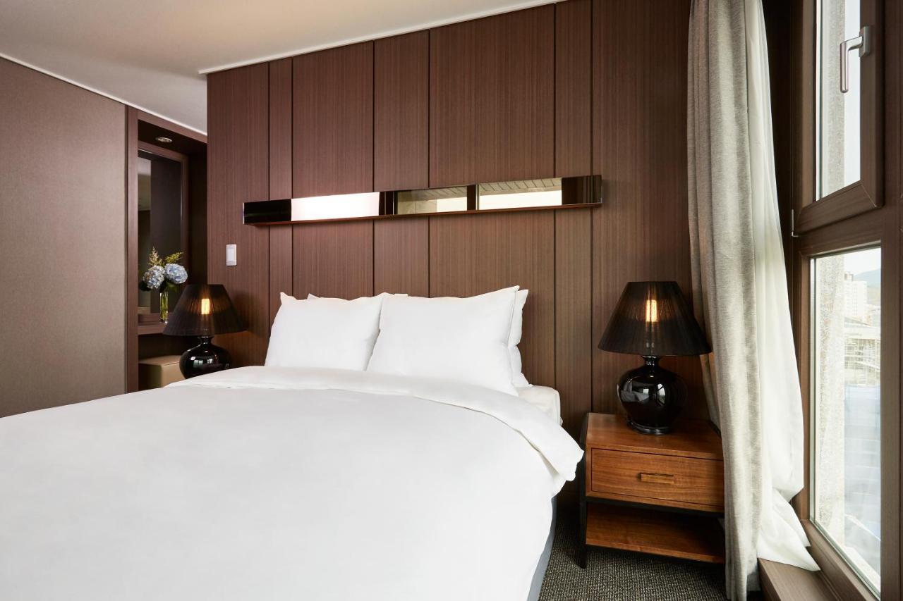 Raonstay In Perla Hotel จินจู ภายนอก รูปภาพ