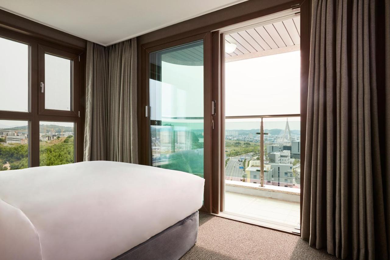 Raonstay In Perla Hotel จินจู ภายนอก รูปภาพ